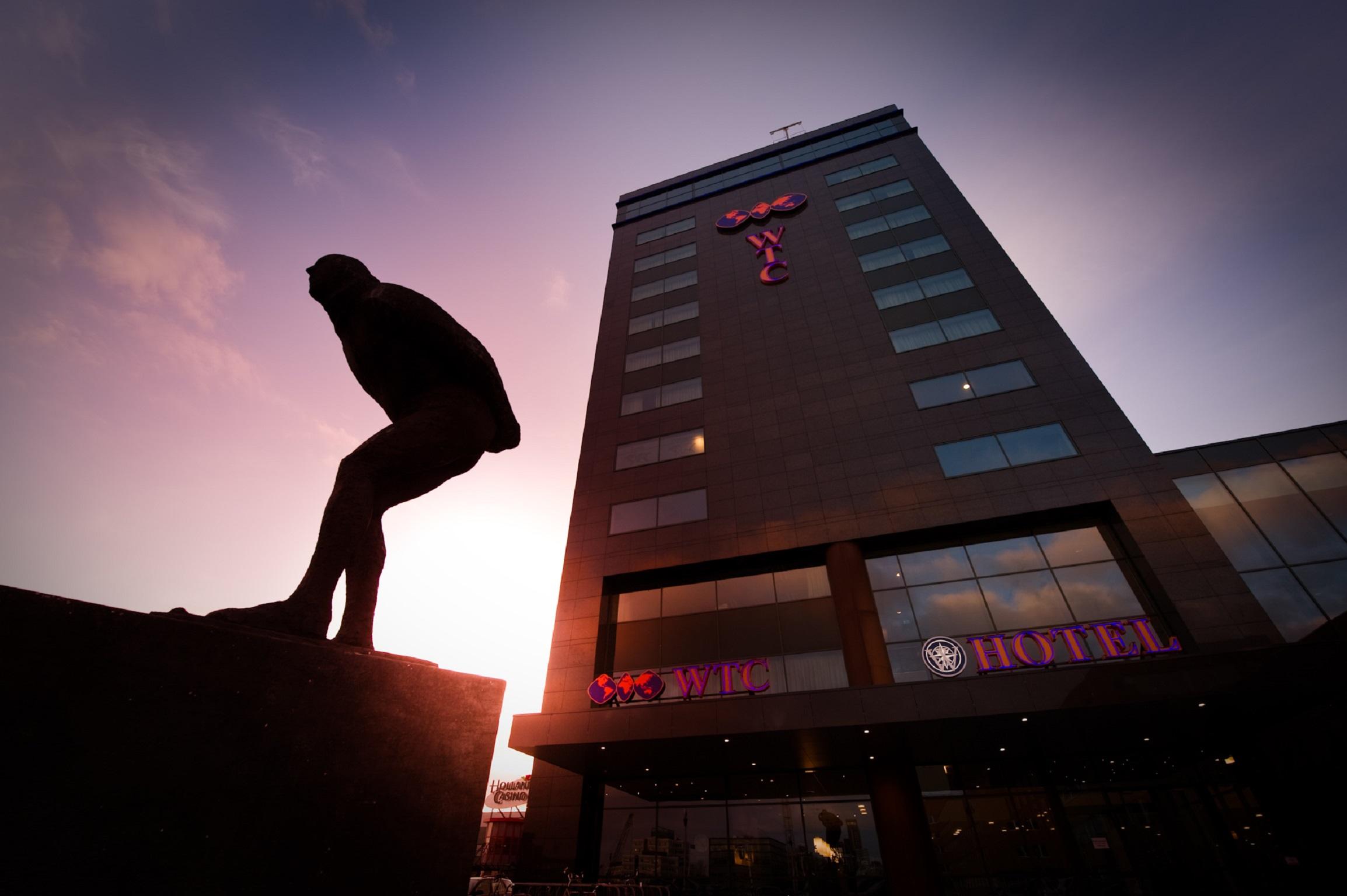 Westcord Wtc Hotel Leeuwarden Exterior photo