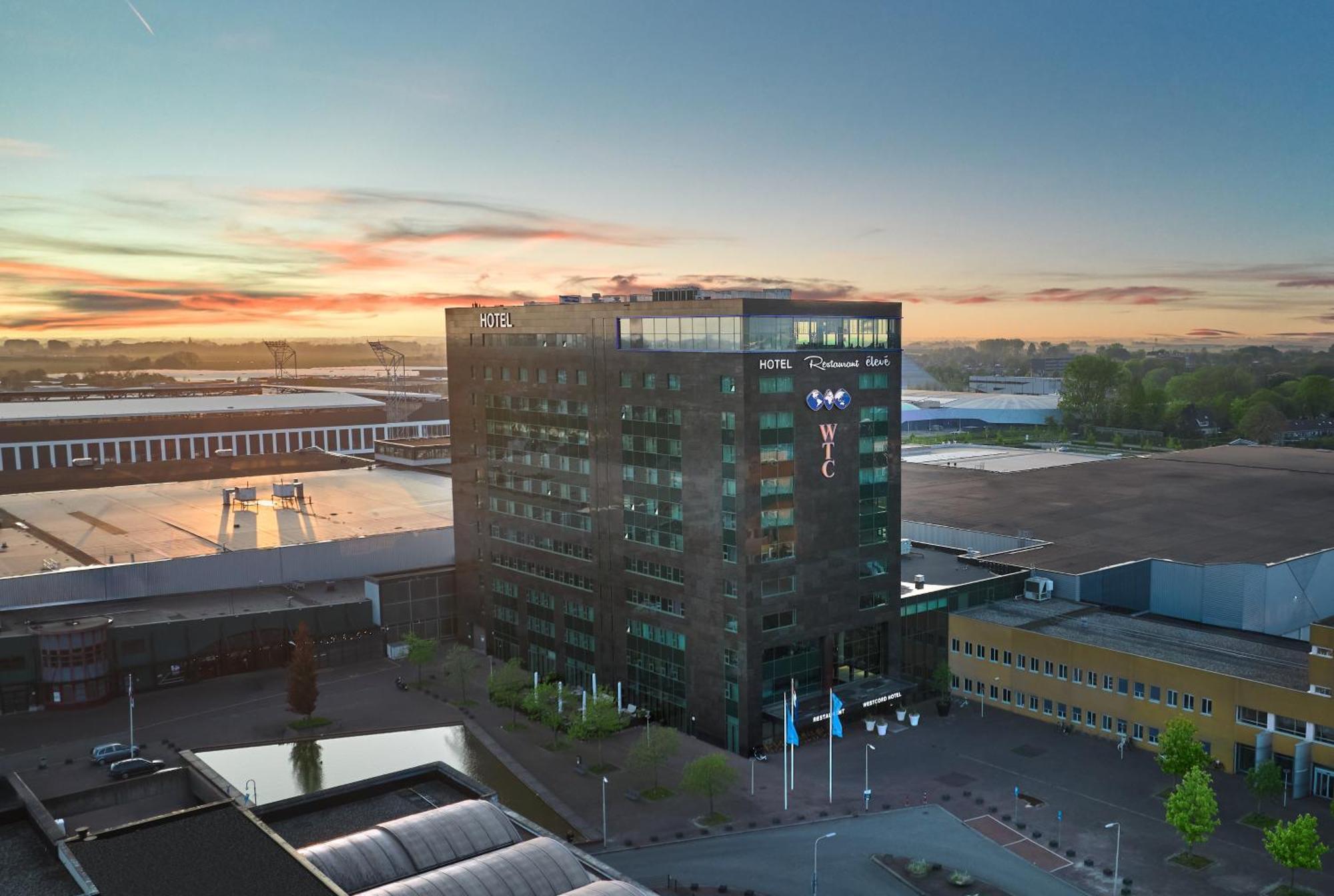 Westcord Wtc Hotel Leeuwarden Exterior photo